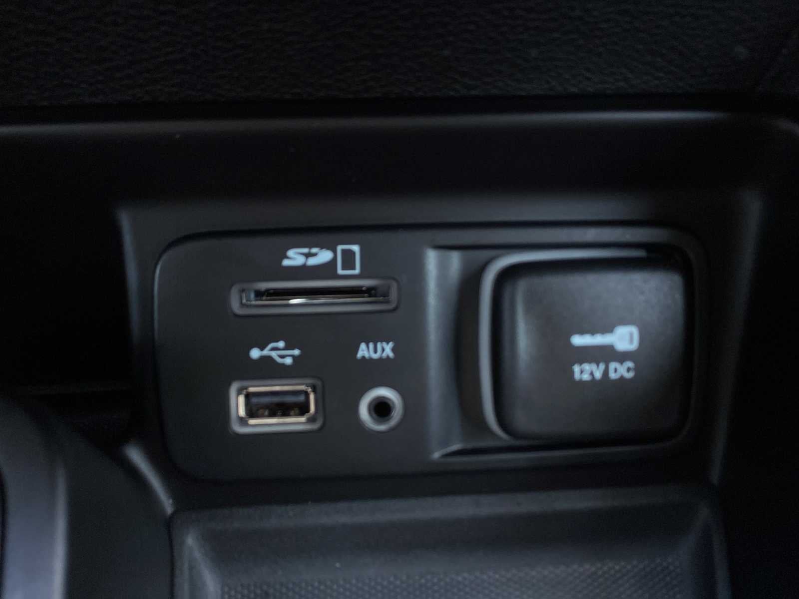 2015 Jeep Cherokee Sport