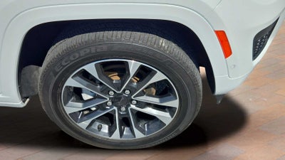 2022 Jeep Grand Cherokee Overland