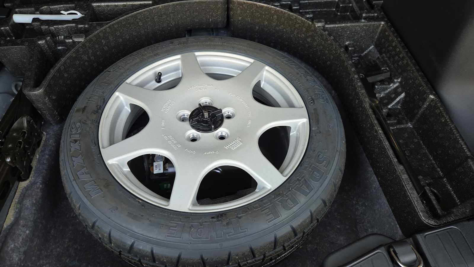 2020 Ford Escape Titanium Hybrid
