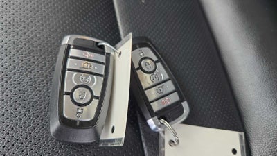 2020 Ford Escape Titanium Hybrid