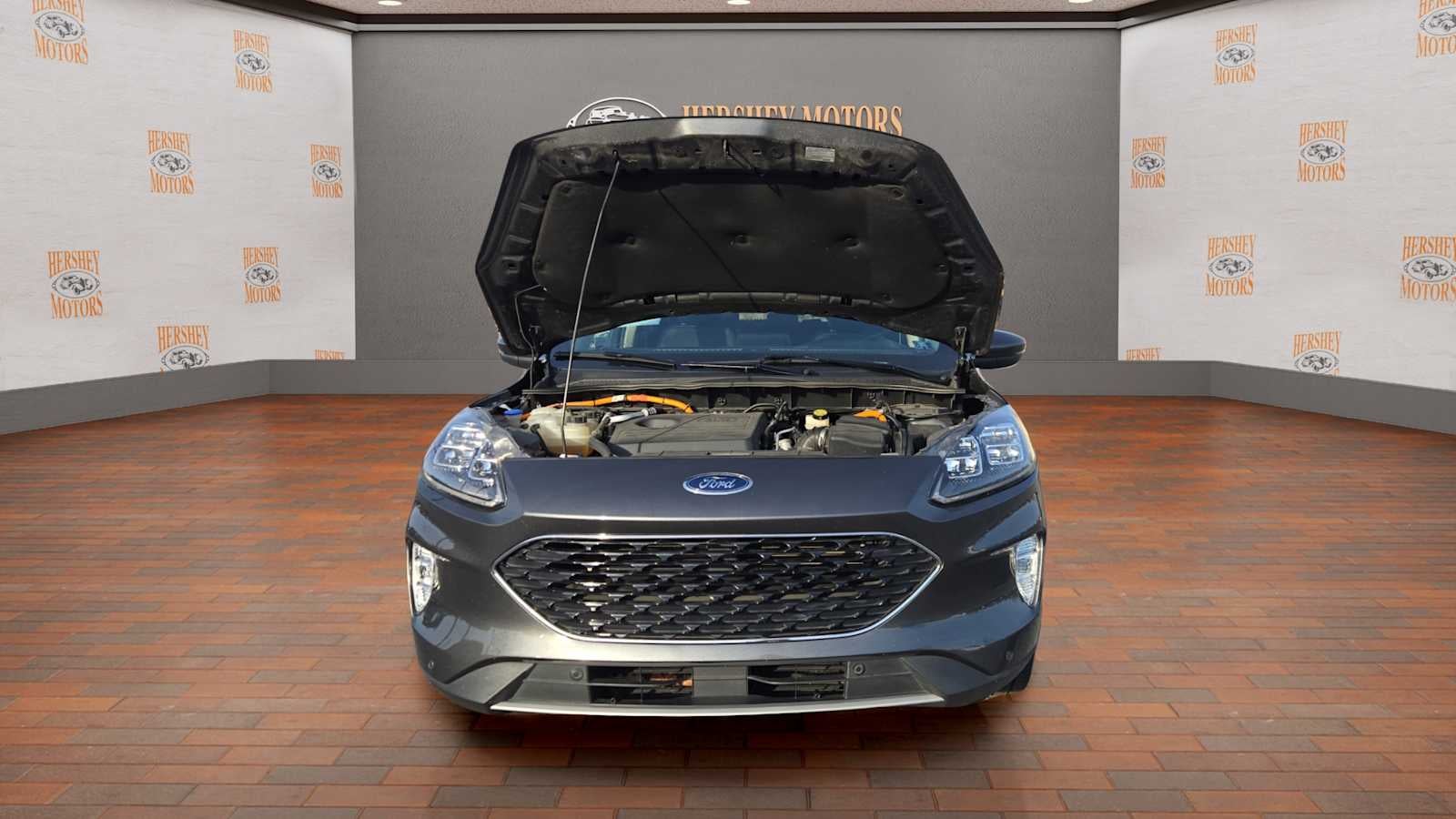 2020 Ford Escape Titanium Hybrid