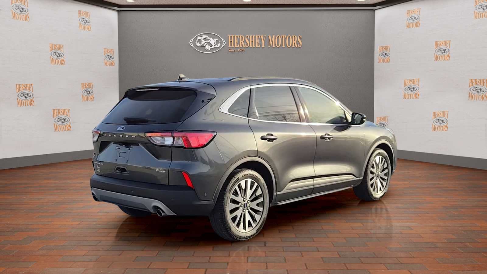 2020 Ford Escape Titanium Hybrid