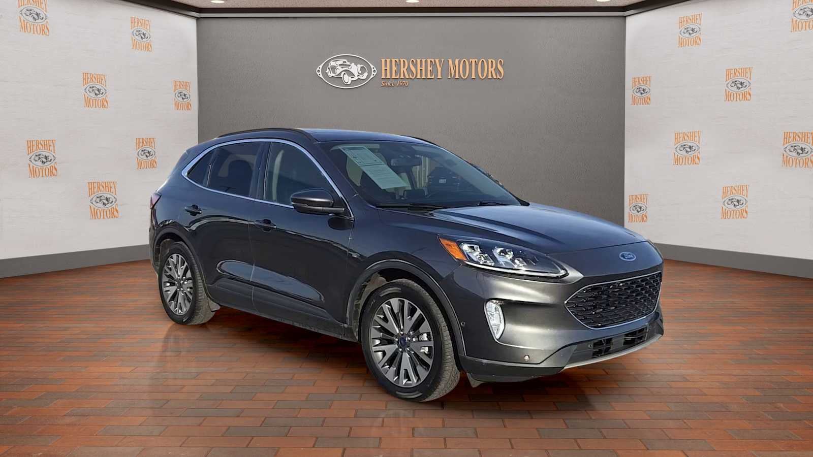 2020 Ford Escape Titanium Hybrid