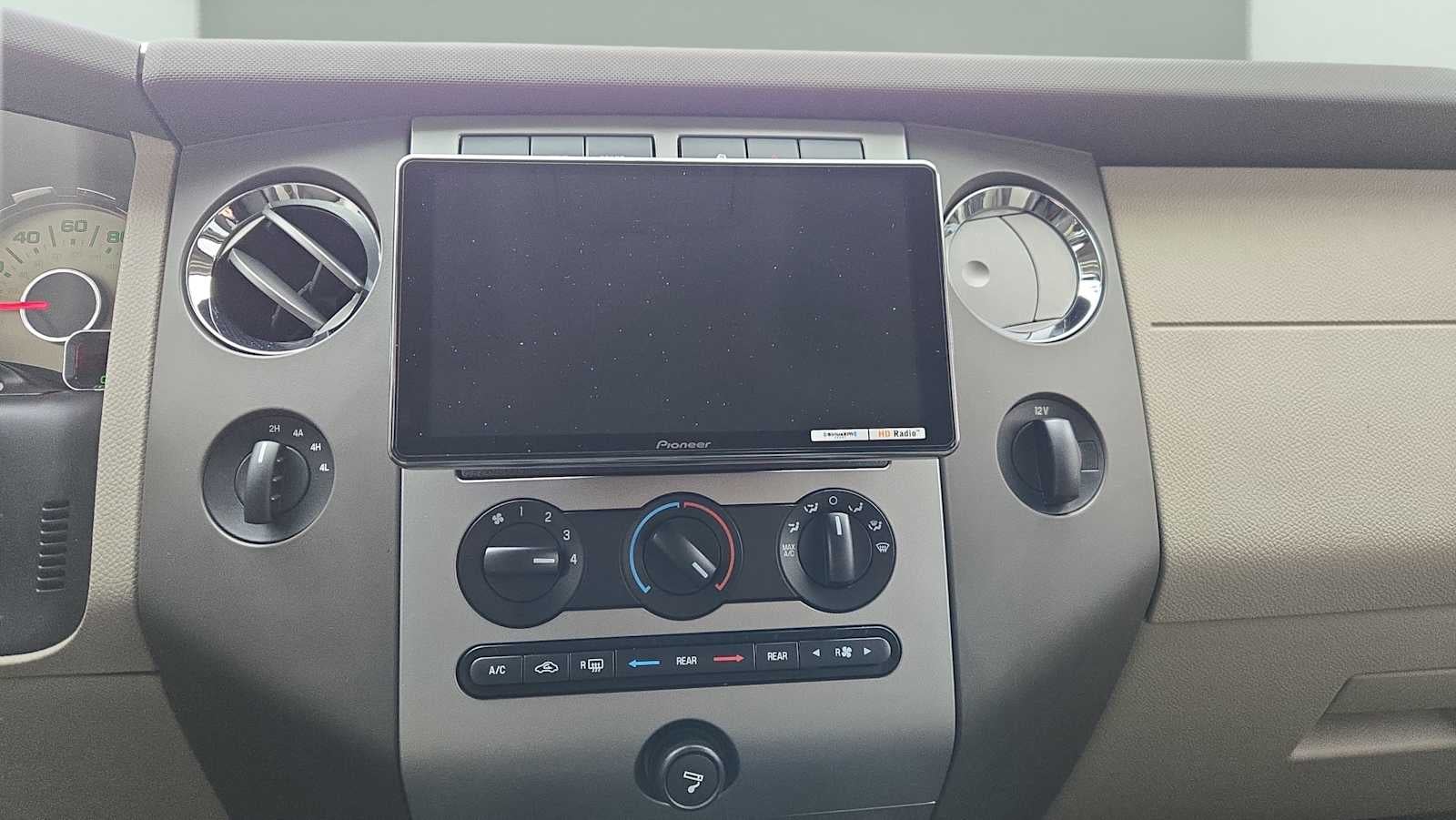 2011 Ford Expedition XLT