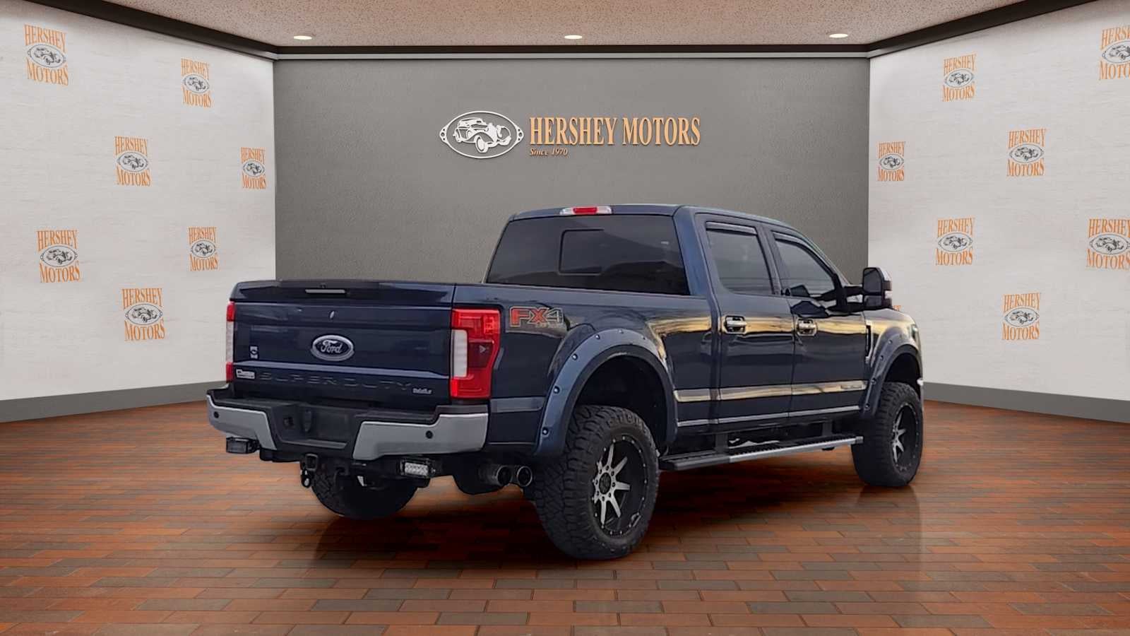 2017 Ford Super Duty F-250 SRW Lariat