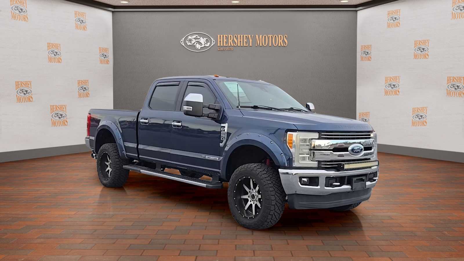 2017 Ford Super Duty F-250 SRW Lariat
