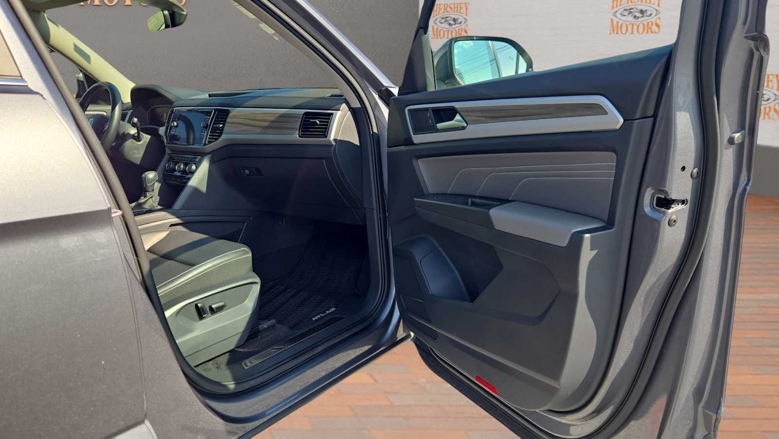 2022 Volkswagen Atlas 2.0T SEL