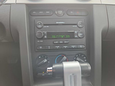 2006 Ford Mustang GT Deluxe