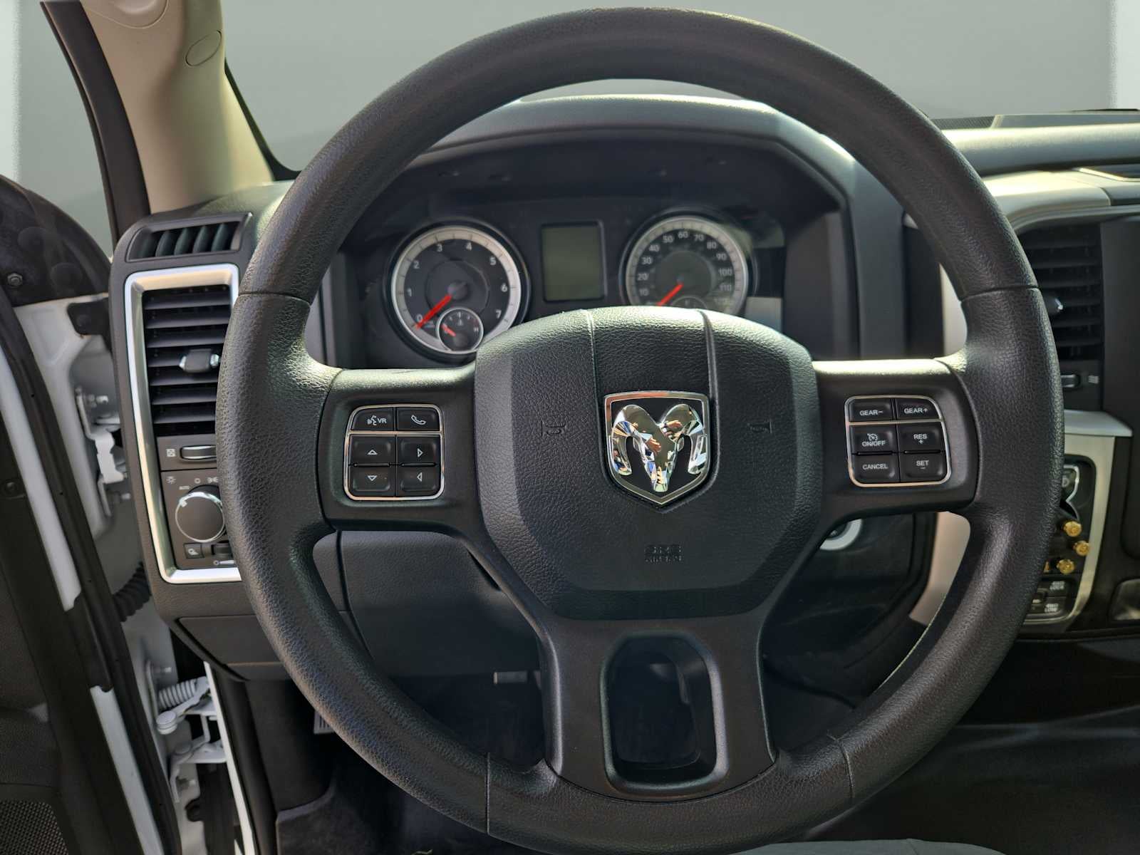 2020 RAM 1500 Classic SLT