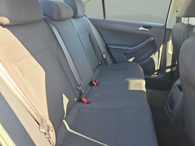 2015 Volkswagen Jetta 2.0L S
