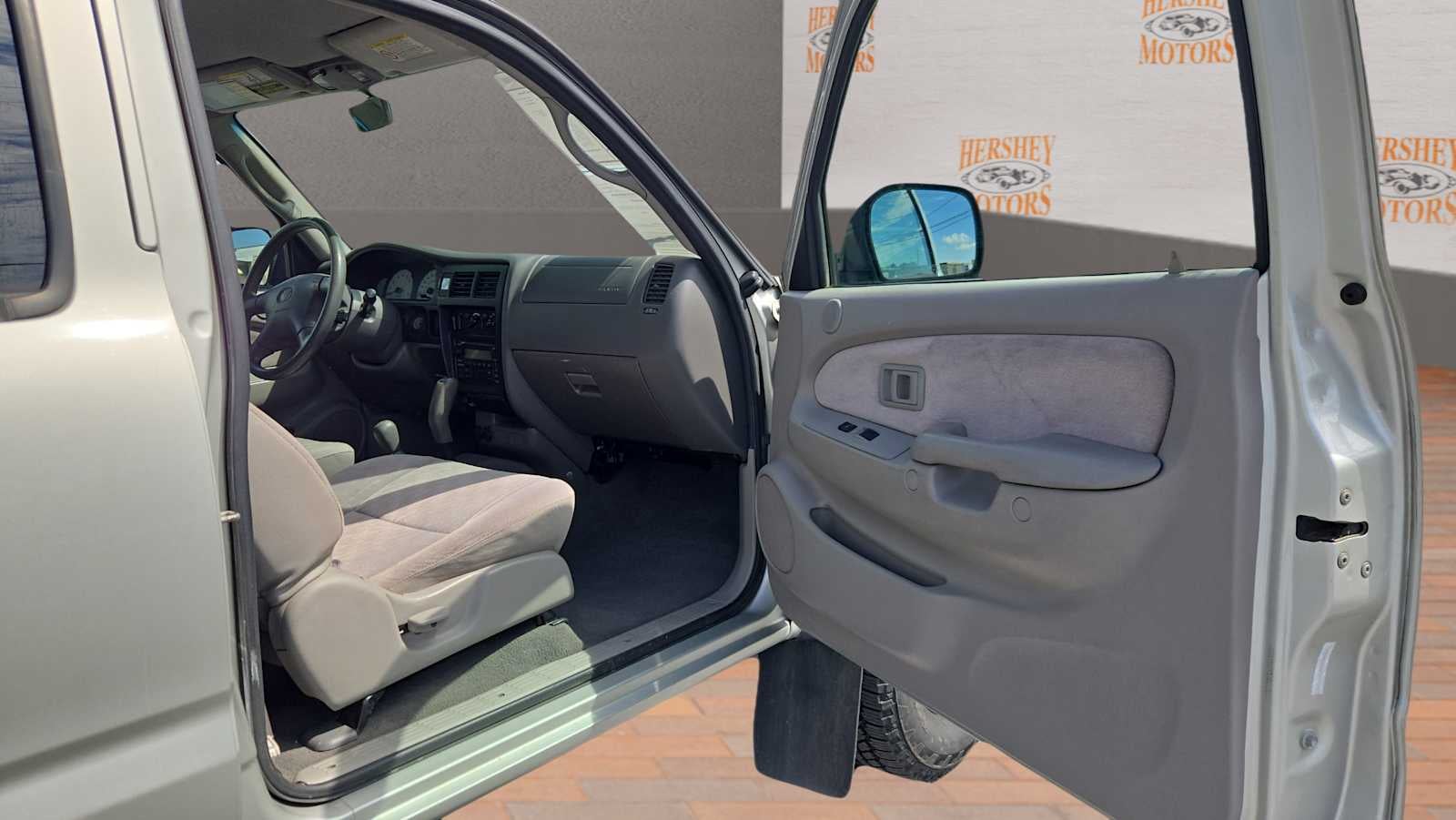 2004 Toyota Tacoma Base