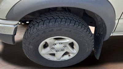 2004 Toyota Tacoma Base