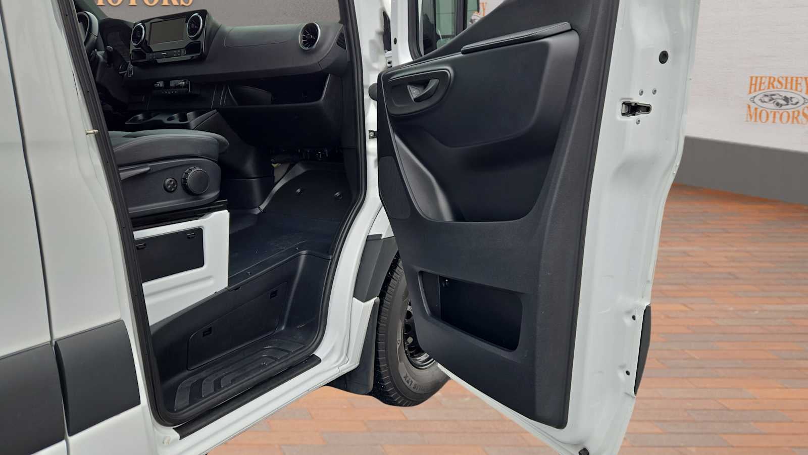 2022 Mercedes-Benz Sprinter Base